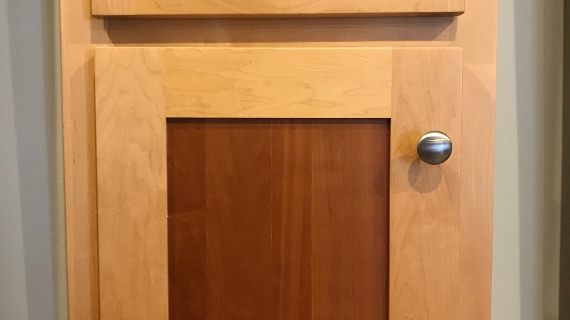 2. Choose Door and Drawer Style